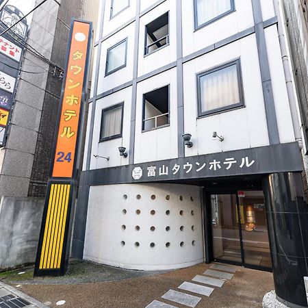 Toyama Town Hotel Exteriör bild