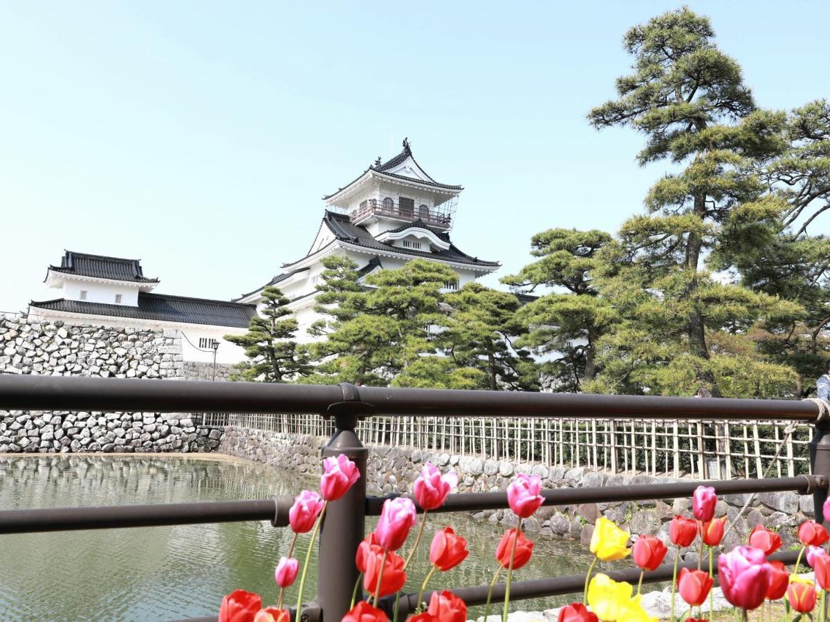 Toyama Town Hotel Exteriör bild